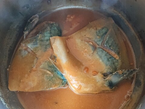 柚子たっぷり鯖の味噌煮
